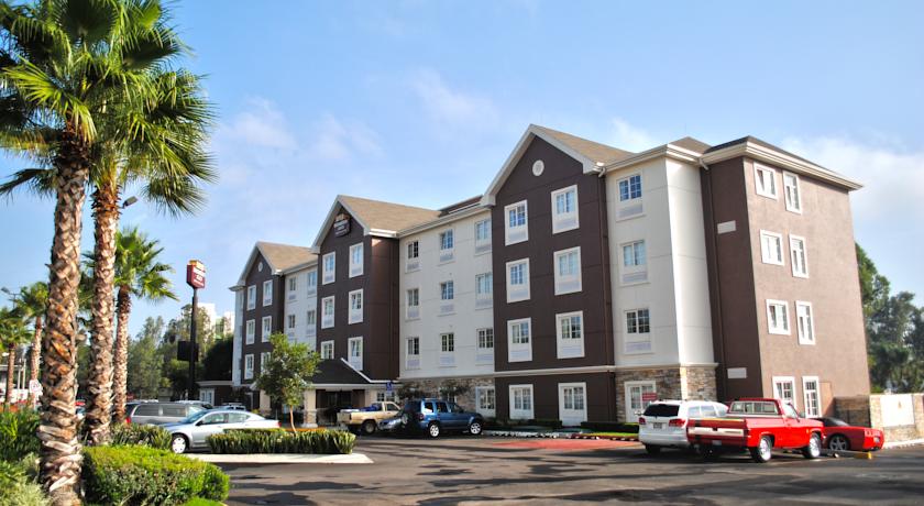 
Ladear Privilege Rooms
