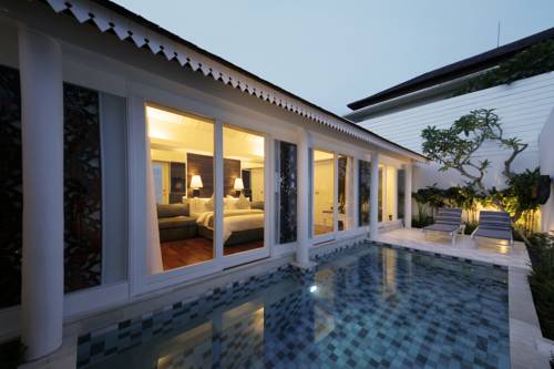 
Morrissey Hotel Residences
