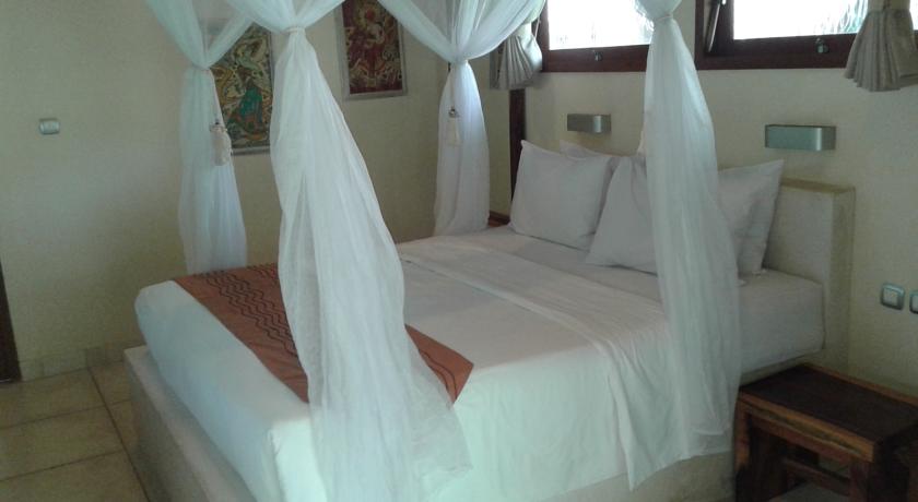 Фото 
Waves International Hotel
