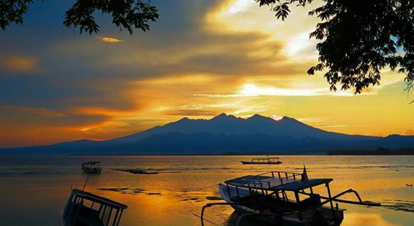 Фото 
White Nile Hotel
