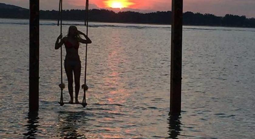 Фото 
Al Reef Hotel
