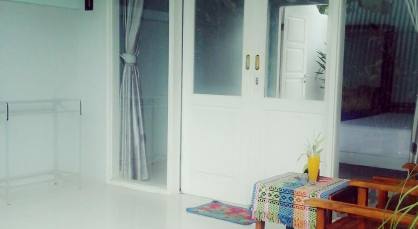 Фото 
Al Murooj Hotel Apartments
