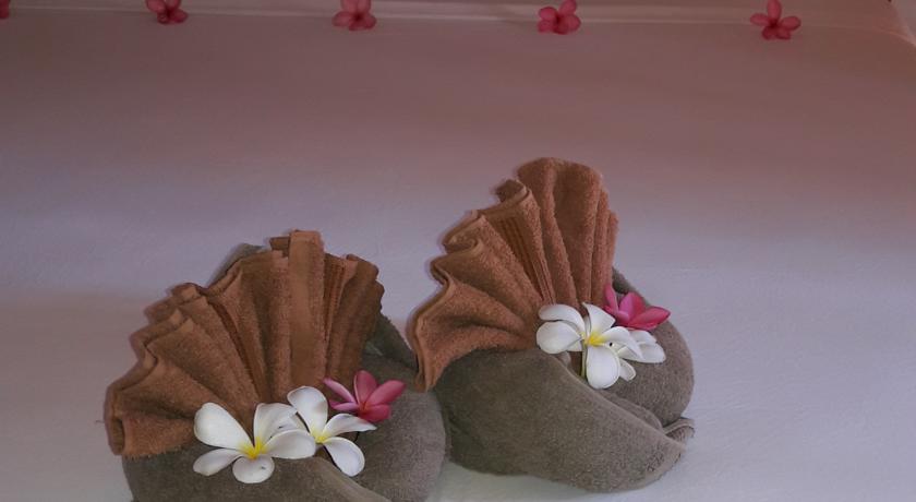 Фото 
Hotel Golden Oasis
