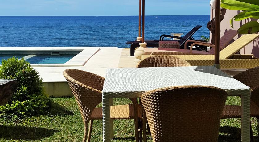 Фото 
Weekend Hotel
