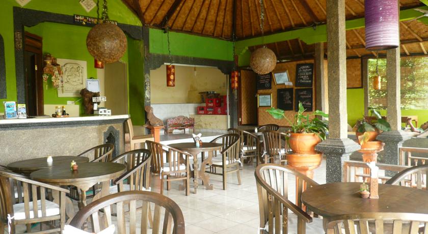 Фото 
Alafeeh Corniche Hotel Apartments
