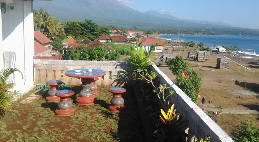 Фото 
Al Mandoos Hotel
