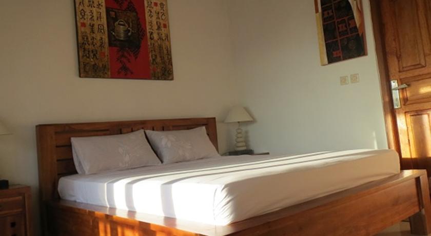 Фото 
Royal Gardens Hotel
