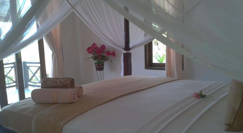 Фото 
Amreen Sohar Hotel Apartment
