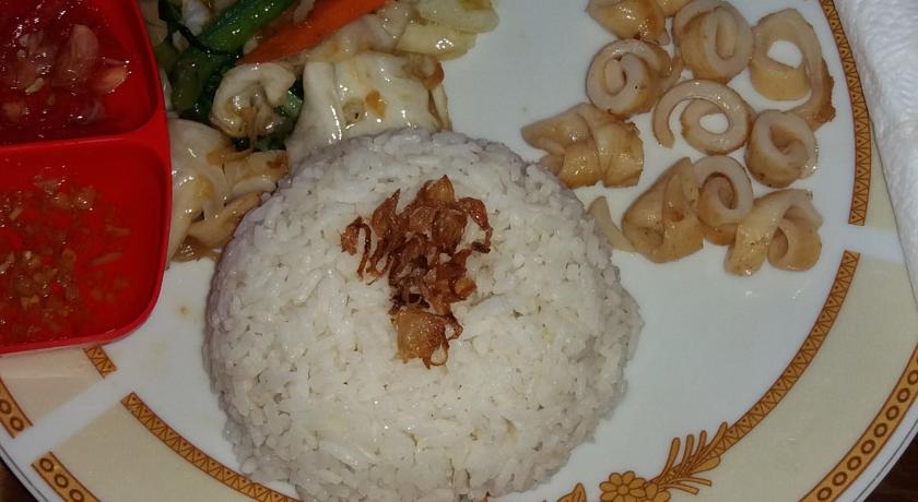 Фото 
Royal Gardens Hotel
