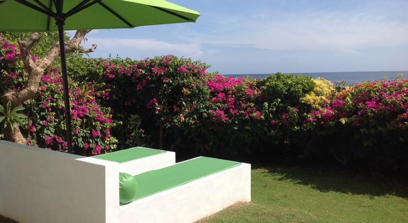 Фото 
Bayan International Hotel
