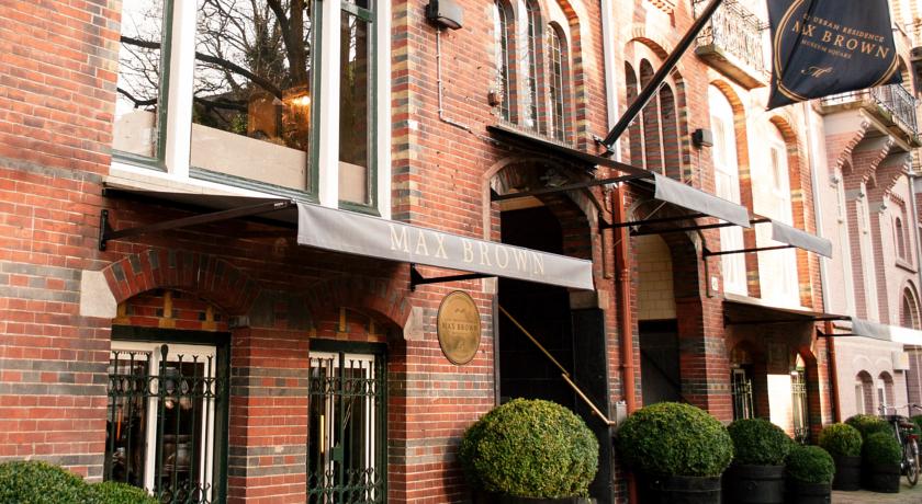 Фото 
Hotel Royal Orchid - Azure Hotel
