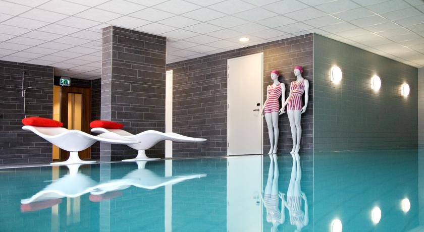 Фото 
After 40 Hotel
