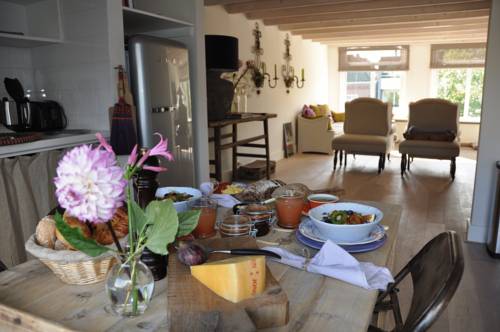 Фото 
Sunrise Hotel
