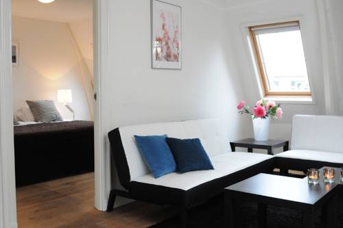 Фото 
Diani Place Fully Furnished Apartments
