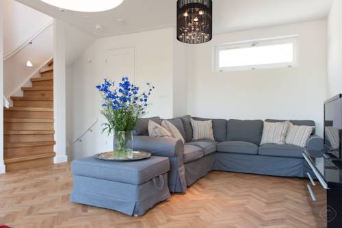 Фото 
Shalom Cottages Diani
