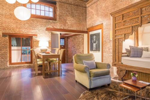 Фото 
Mariposa Residence
