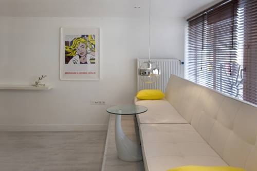 Фото 
Georgville Holiday Home
