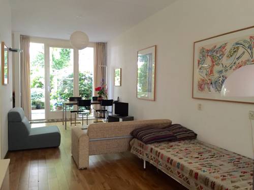 Фото 
Papillon Beach Apartments
