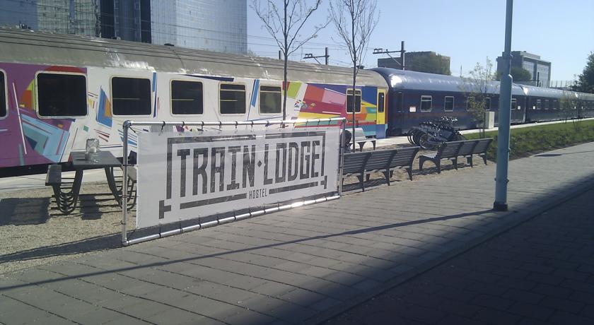 Фото 
Emeli Hotel
