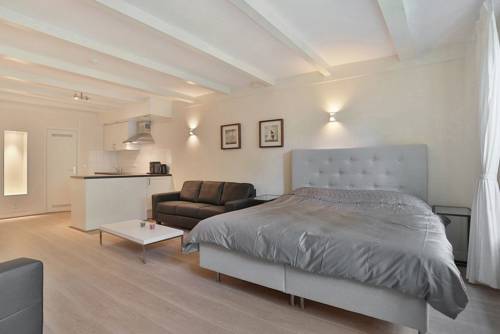 Фото 
3 bedrooms furnished apartment in Westlands -TJ
