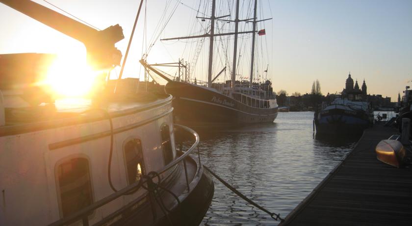 Фото 
Ambassadeur Hotel
