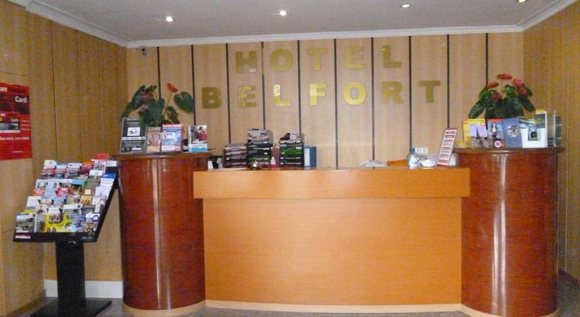 Фото 
Golfview Serviced Apartments
