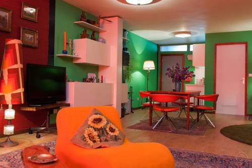 Фото 
Fully Furnished 2 Bedroom
