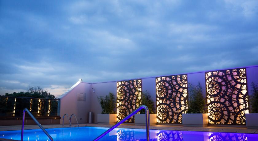 Фото 
SG Holiday Home
