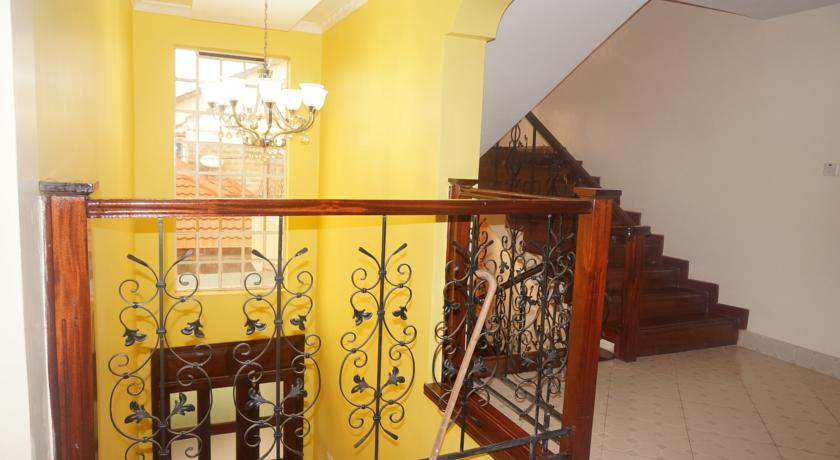 Фото 
Tamarind Village Apartments
