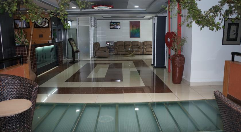 Фото 
Island Apartments
