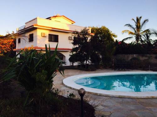 Фото 
Kotabyggð Holiday House
