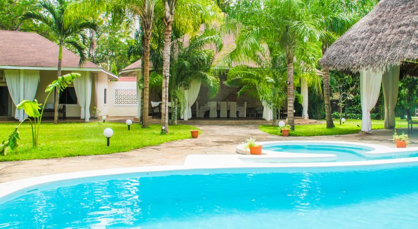 Фото 
Miðholt Your Guesthouse
