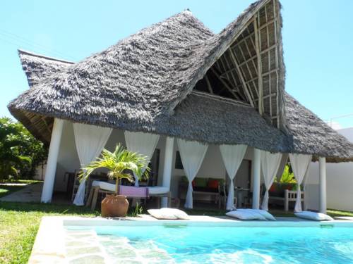 Фото 
V11 Apartment
