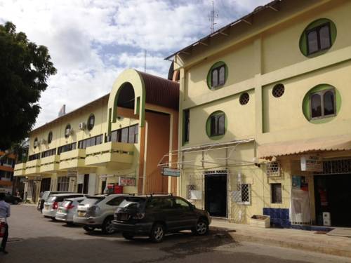 Фото 
Rooms & Breakfast Guesthouse
