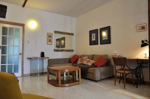 Фото 
Harbour Towers Hotel & Suites
