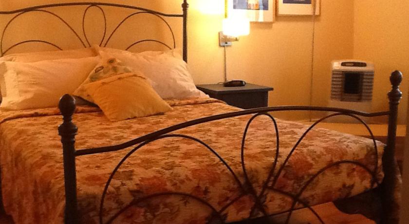 Фото 
Comfort Inn & Suites Victoria
