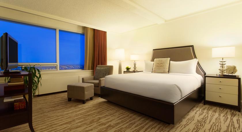 Фото 
Castle Comfort Lodge
