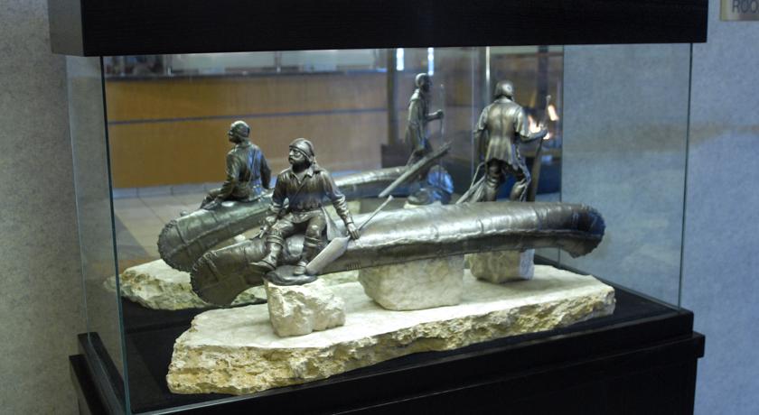 Фото 
Sunrise Garden Apartments
