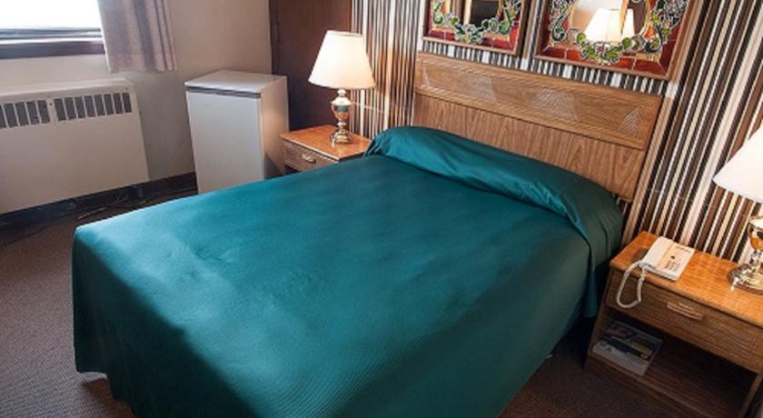 Фото 
Caribbean Sea View Holiday Apartments
