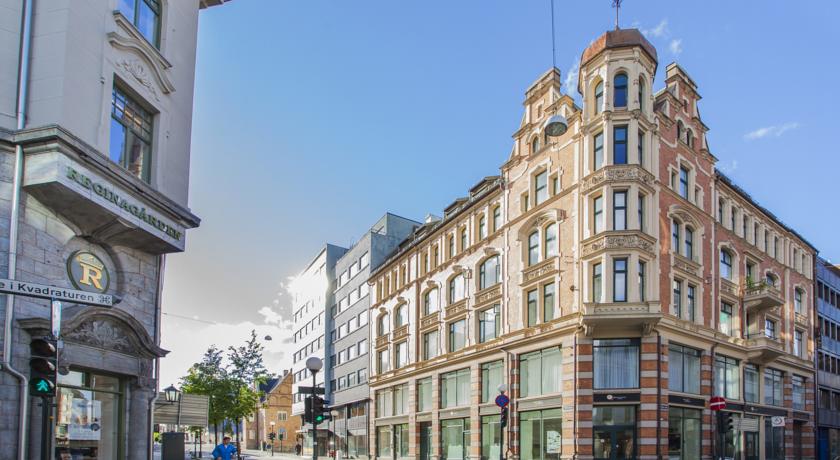 Фото 
Platinum Hotel
