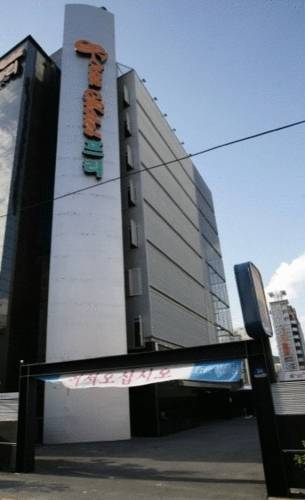 
Travel Road Guesthouse
