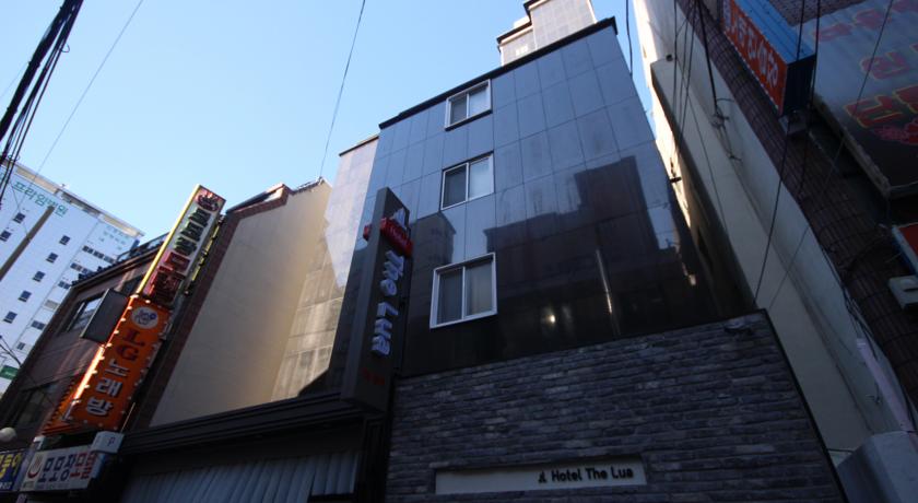 
February Hotel Hwanggeum
