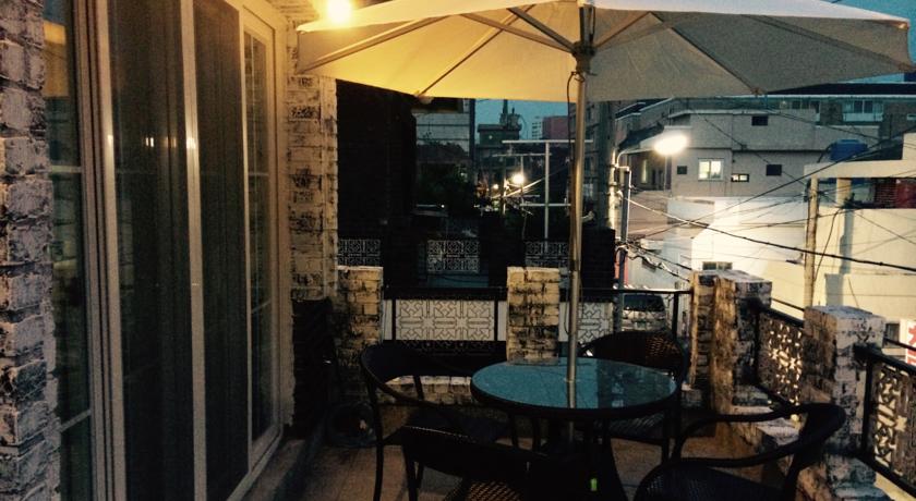 
Empathy Dongseongro Guesthouse
