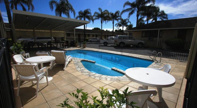 
Emu Walk Apartments
