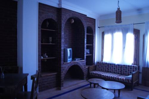 Фото 
Queen Hostel
