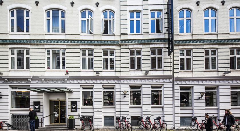 Фото 
Travellers Palm
