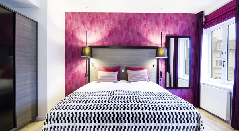 Фото 
Platinum Coast Apartments
