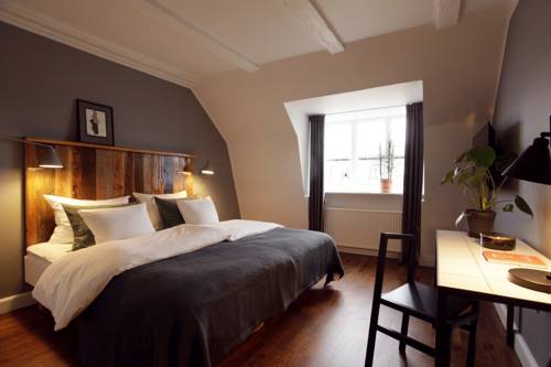 Фото 
Chateau Blanc Apartments on Sea
