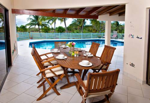
Manakin Villa
