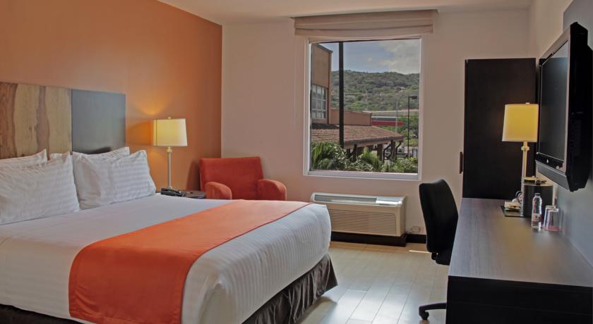 Фото 
Hotel Oberland
